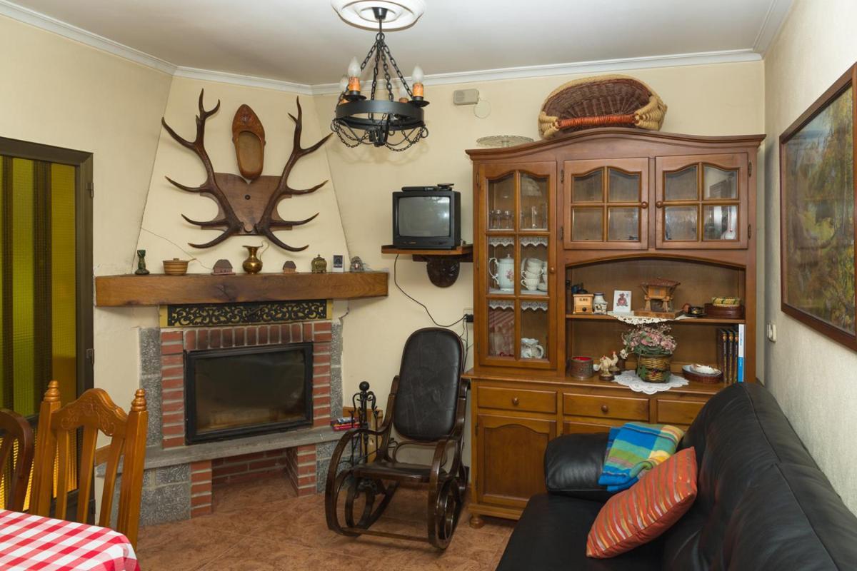 La Riera  Apartamentos Rurales La Veiga מראה חיצוני תמונה