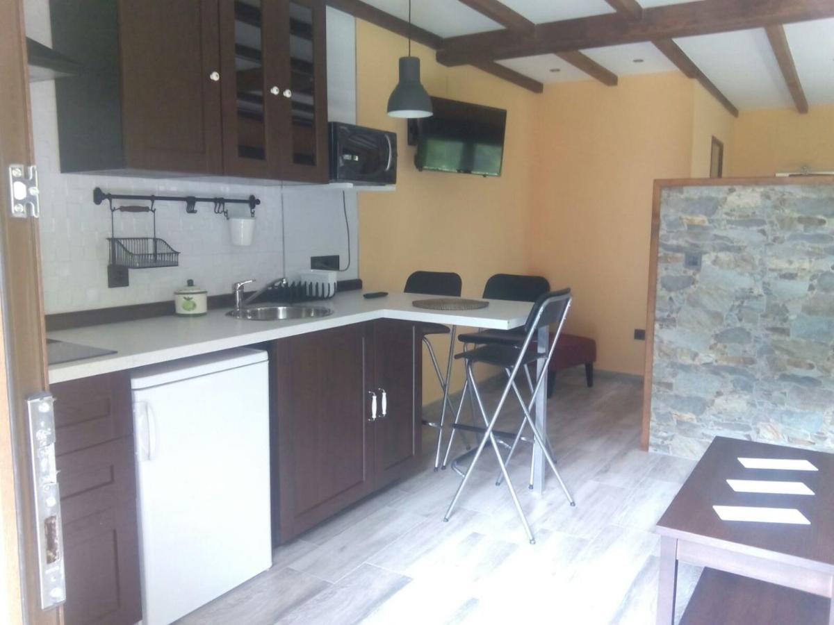 La Riera  Apartamentos Rurales La Veiga מראה חיצוני תמונה